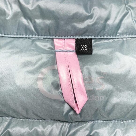 COTES OF LONDON The St. Ives Down Vest in Silvery Aqua - Picture 9 of 10